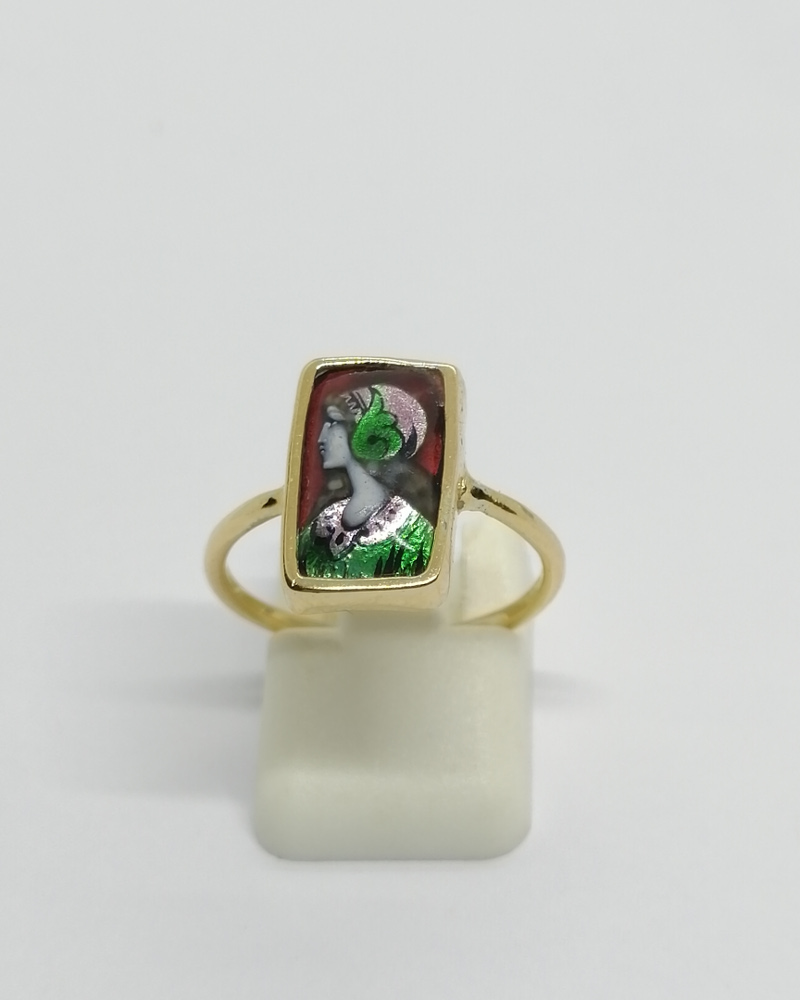 Bague en or jaune avec un émail sur cuivre, portrait, Limoges vers 1900-20. – Image 2