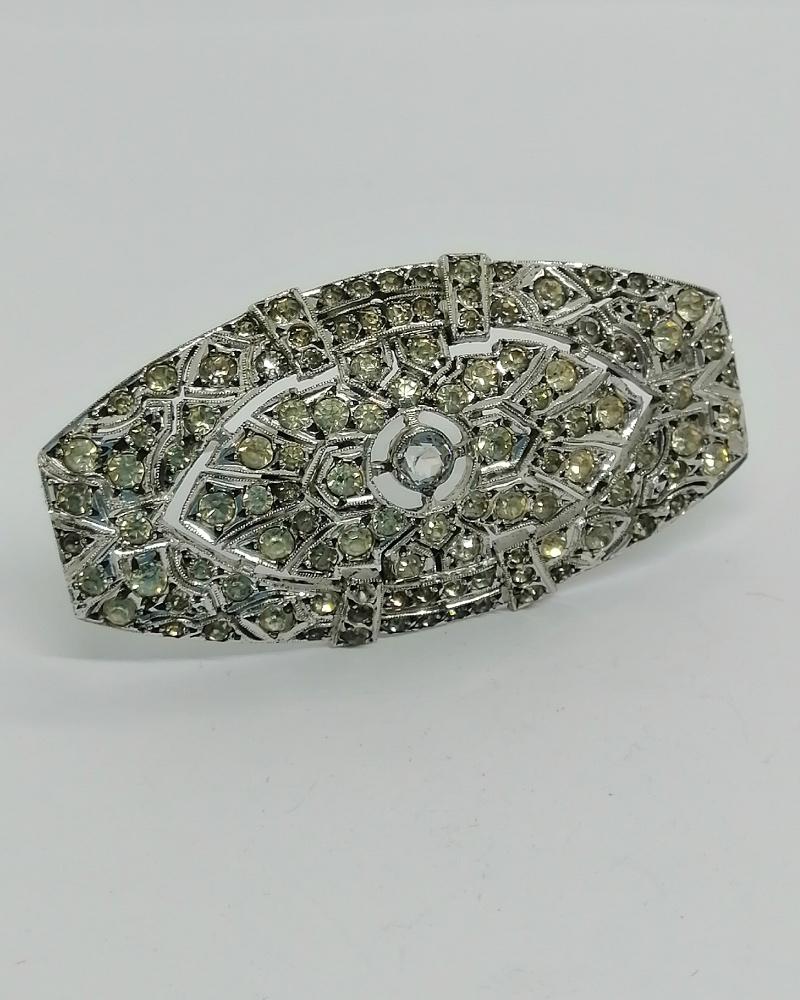 Broche argent, géométrique , ajourée et pavage de strass blanc, Art Déco.