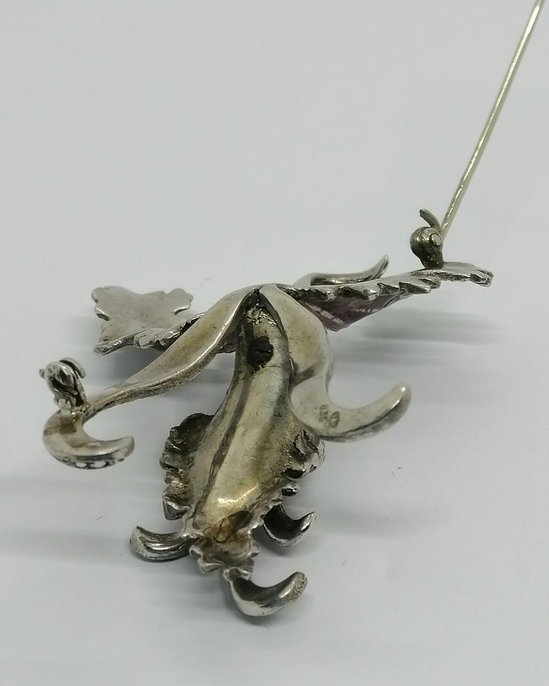 Broche argent, grande orchidée émaillée et marcasites, 1930-40. – Image 4