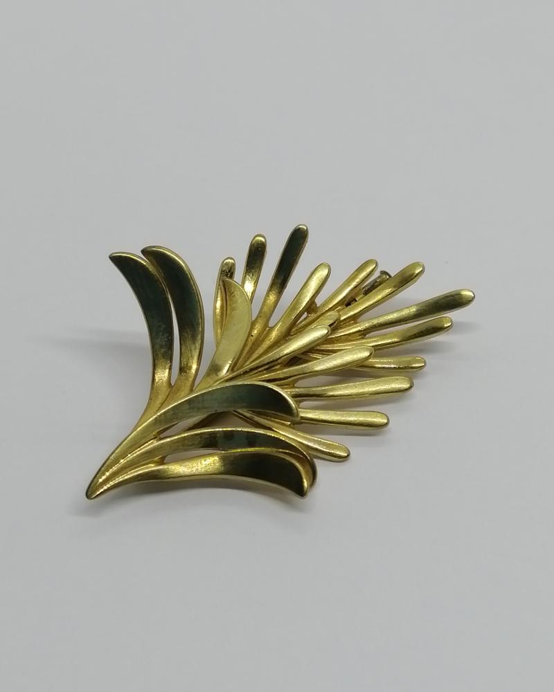 Broche alliage d'or 8ct 333°/°°, feuilles stylisées, 1940-50. – Image 2