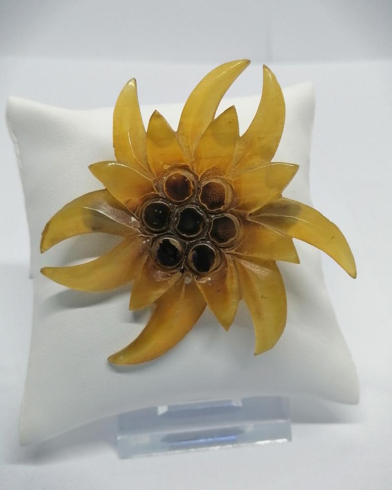 Broche grande fleur d'edelweiss, vers 1900.