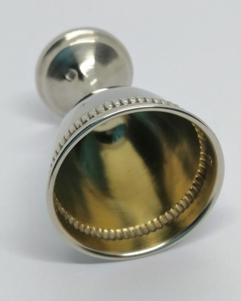 Coquetier argent massif, sur pied rond, avec décor godronné, 1920-30. – Image 3