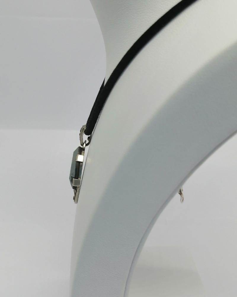 Pendentif argent, pavage marcasites et hématite taillée sur mesure, Art Déco, vers 1930. – Image 3